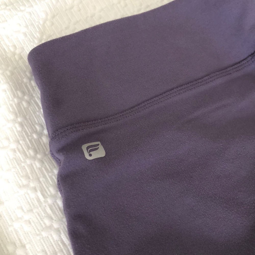 Fabletics crops - Picture 3 of 3